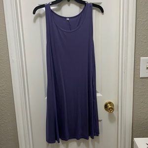 Women’s Sleeveless Dress with Pockets